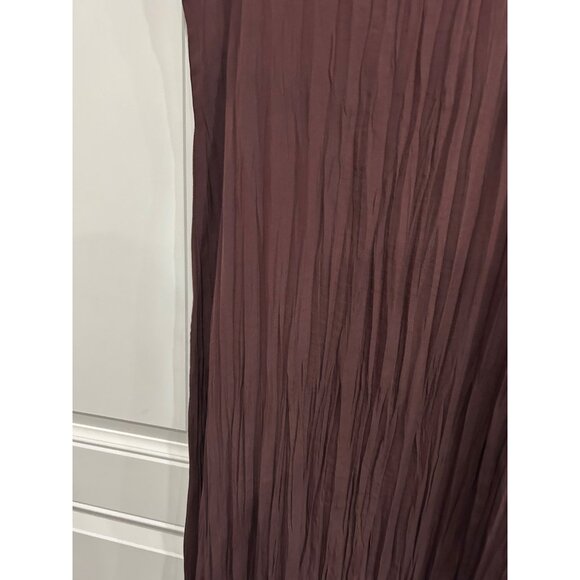 Brown Sleeveless Scoop Neck Crinkle Texture Long Plus Size Dress - Picture 4 of 7